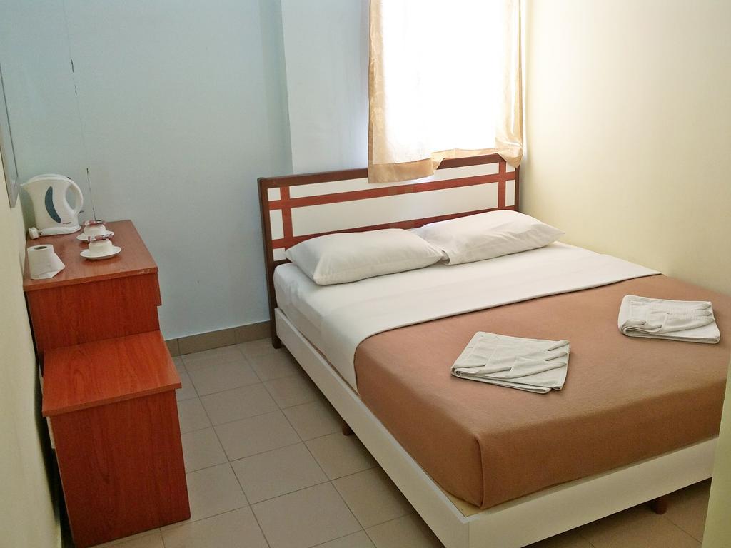 Sakiza View Hotel Mersing Chambre photo