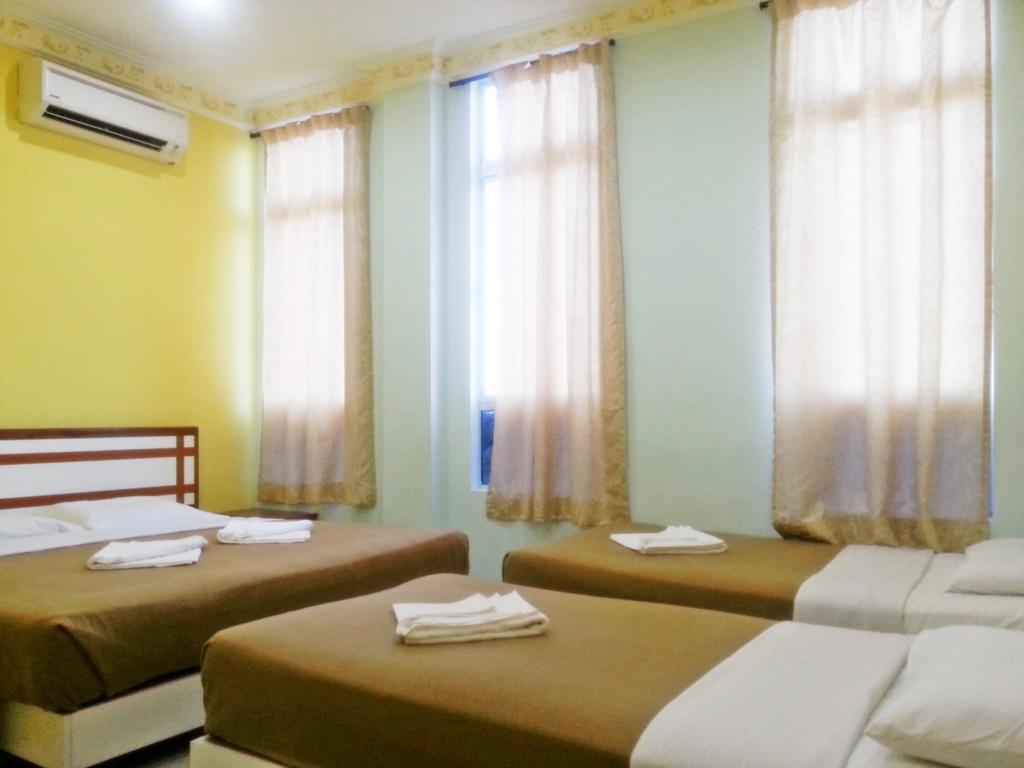 Sakiza View Hotel Mersing Chambre photo