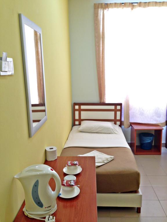 Sakiza View Hotel Mersing Extérieur photo