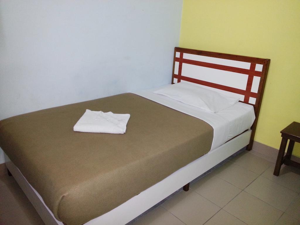 Sakiza View Hotel Mersing Chambre photo