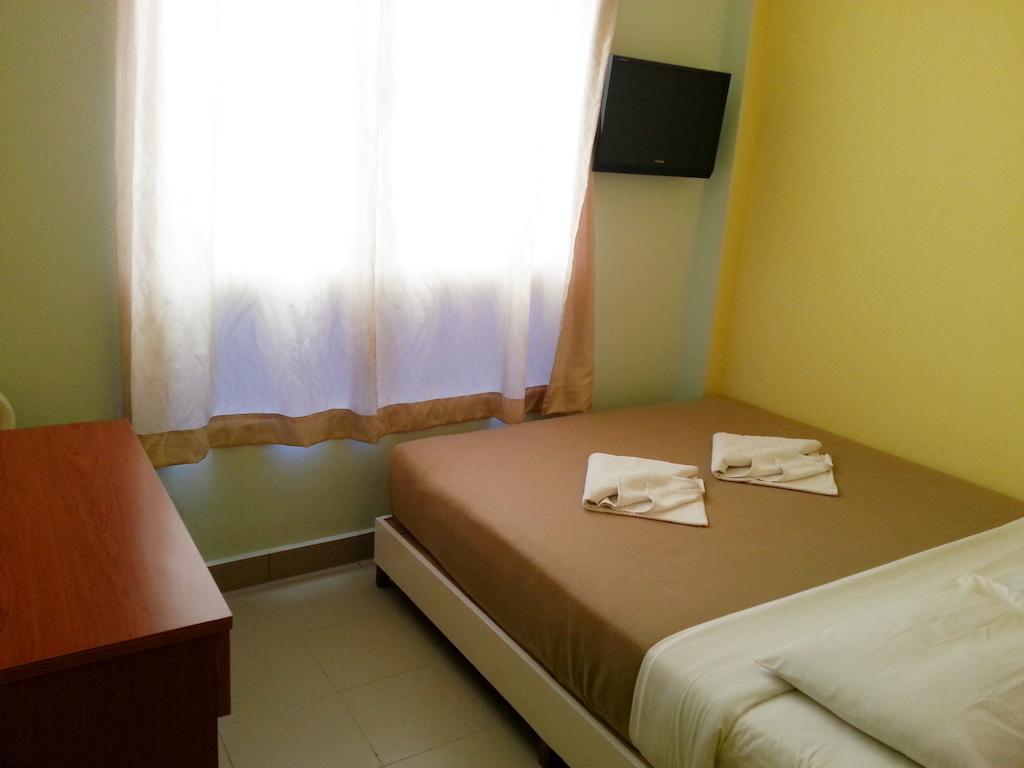 Sakiza View Hotel Mersing Chambre photo